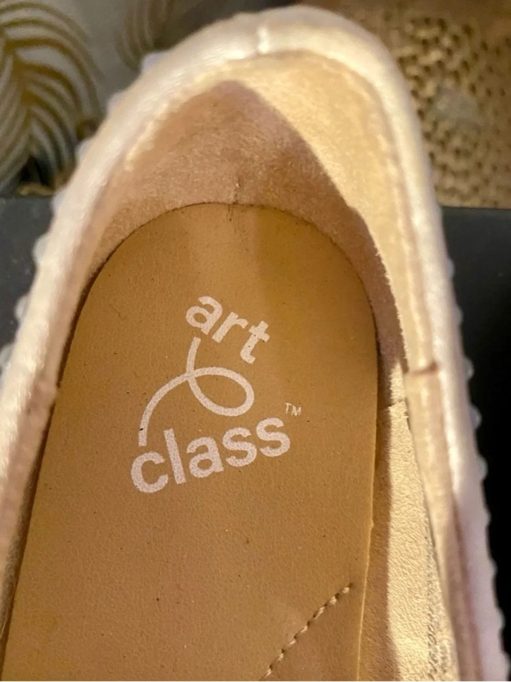 Size 1 in little girls brand: art class silver Rhinestone Mary Jane Flats